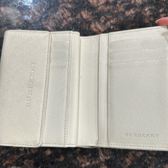 Burberry wallet classic vintage kiss lock style - Picture 4 of 6